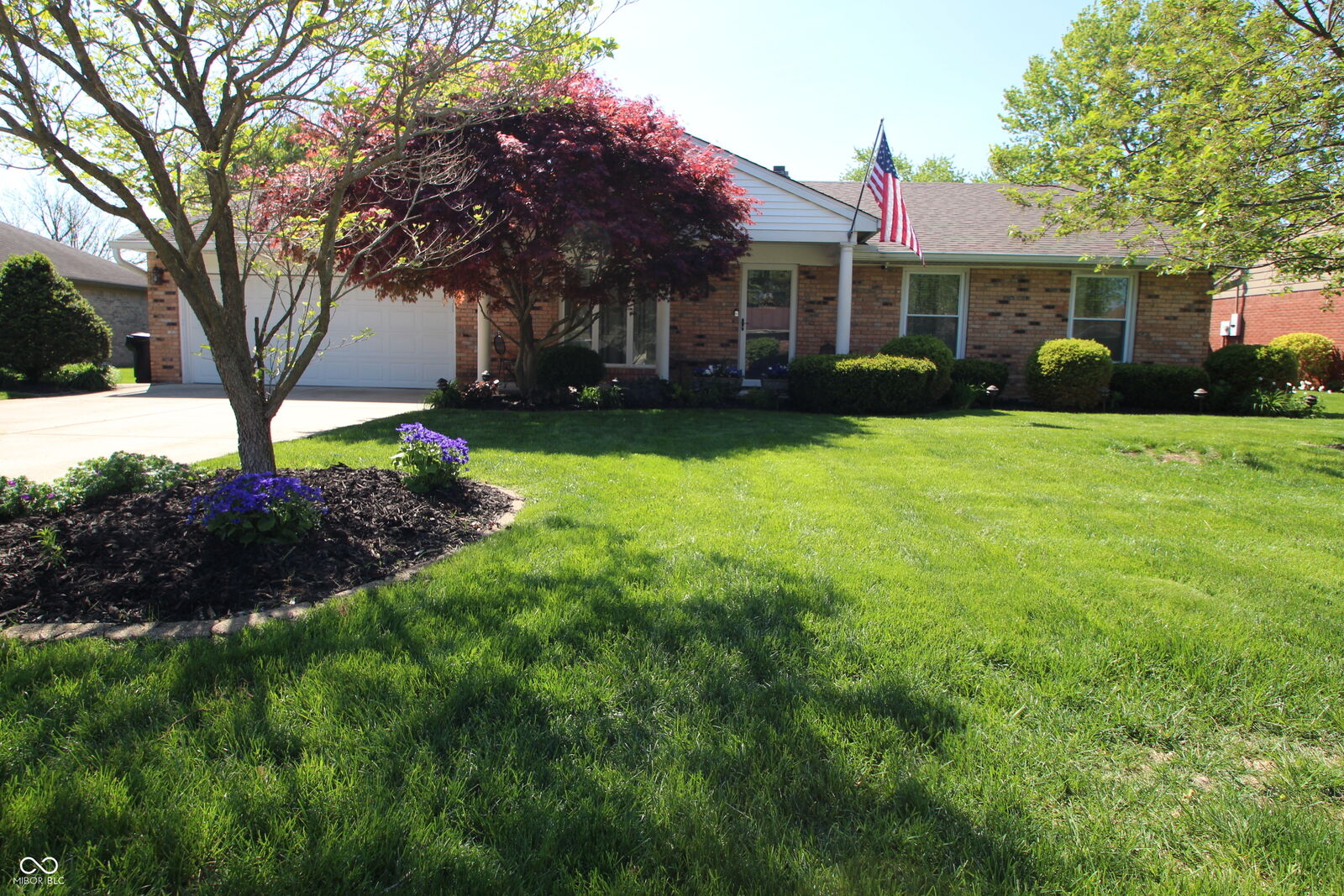 Property Photo: 36 S Walnut Street IN 46167