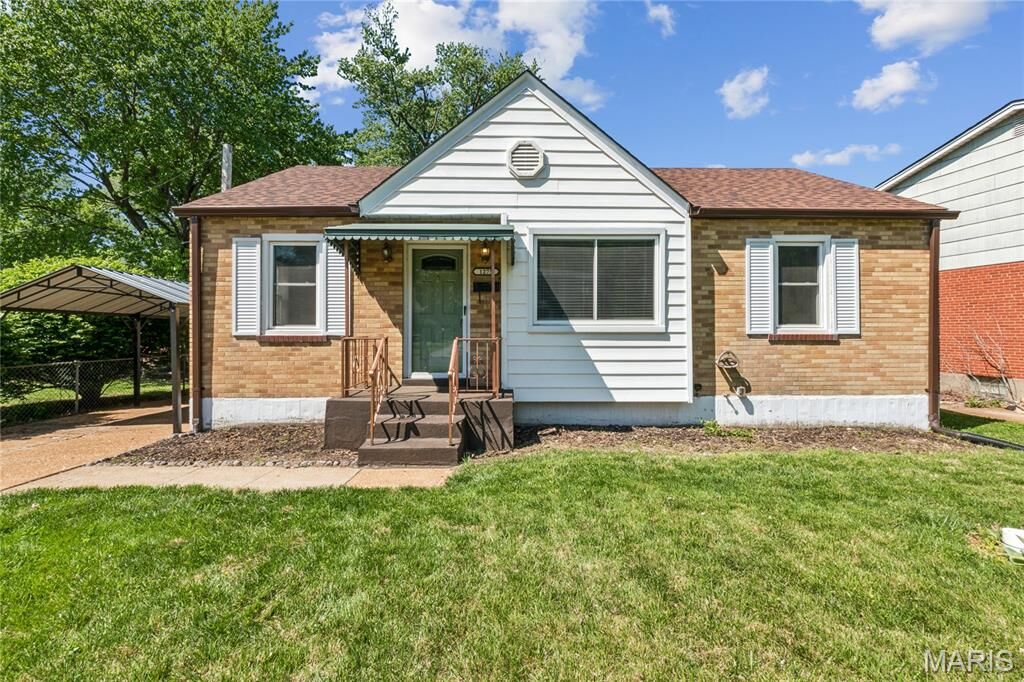 Property Photo:  1275 St Mark Drive  MO 63031 