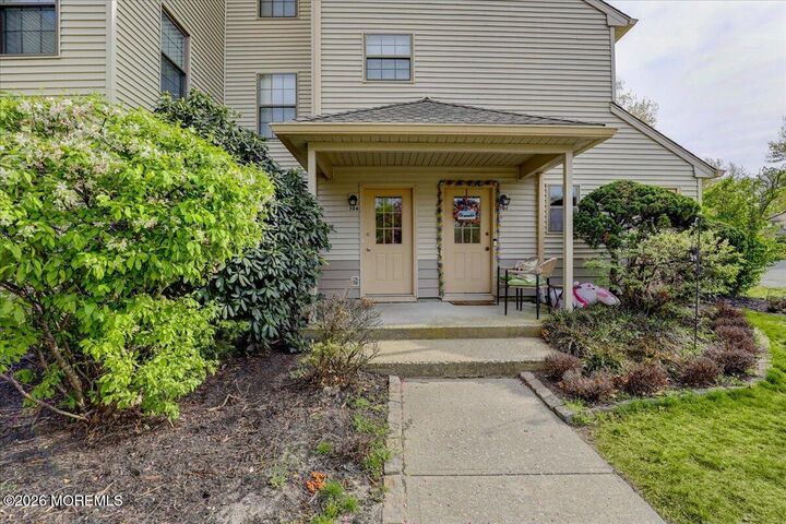 Property Photo:  306 Larkspur Lane  NJ 08527 