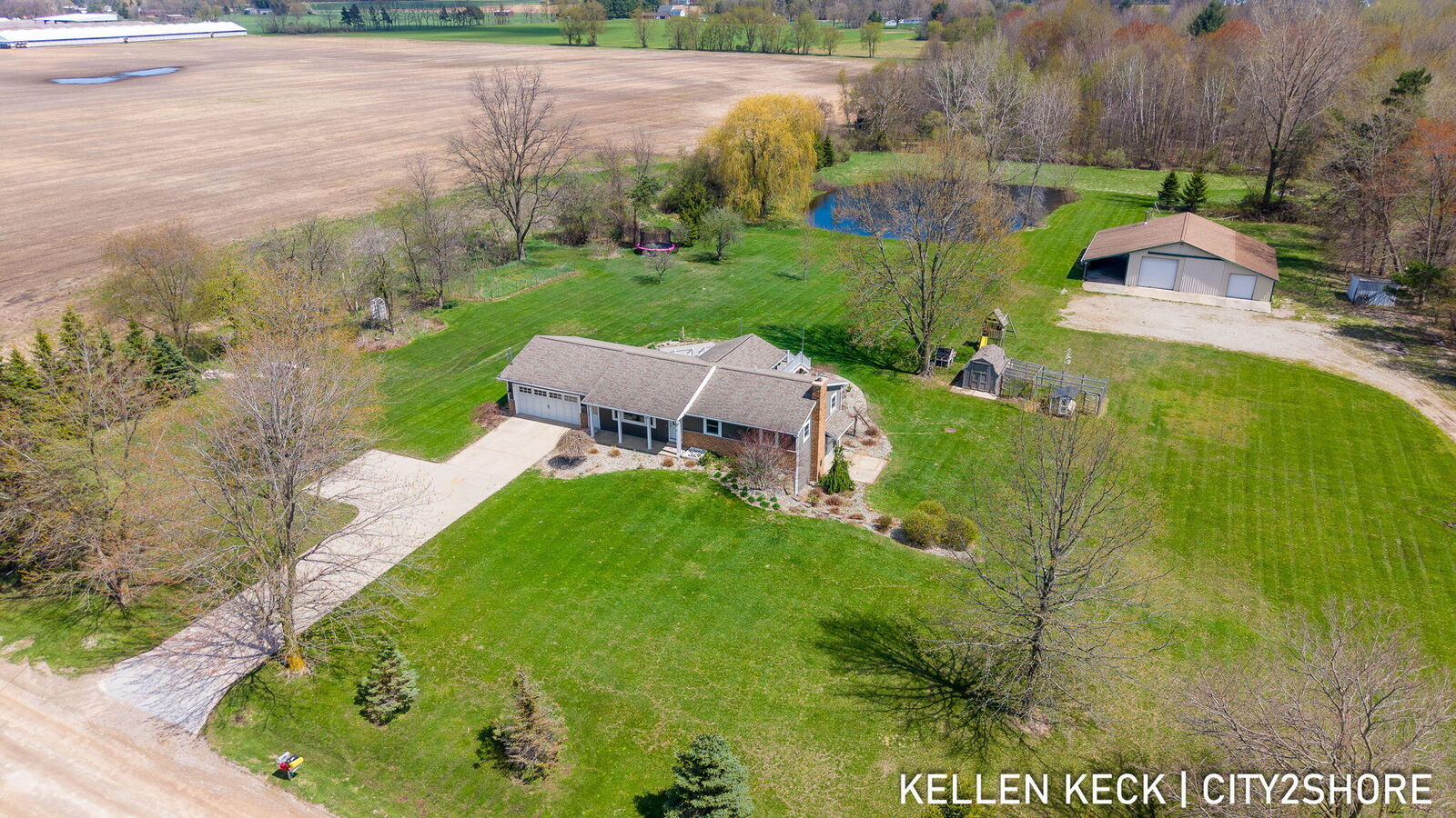 Property Photo:  11558 88th Avenue  MI 49401 