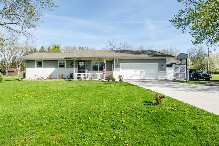 Property Photo:  549 Manitou Road  MI 49085 