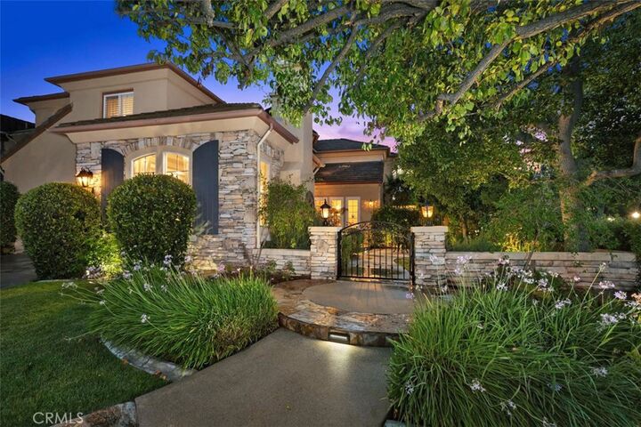 Property Photo:  36 Walnut Creek  CA 92602 