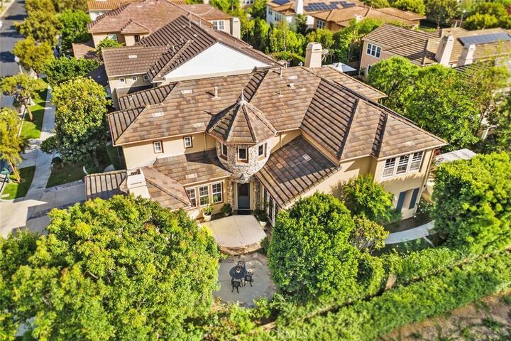 Property Photo:  36 Walnut Creek  CA 92602 