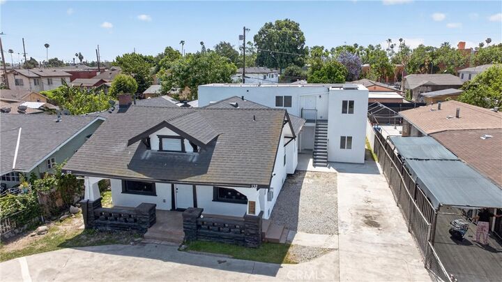 Property Photo:  132 W 74th  CA 90003 