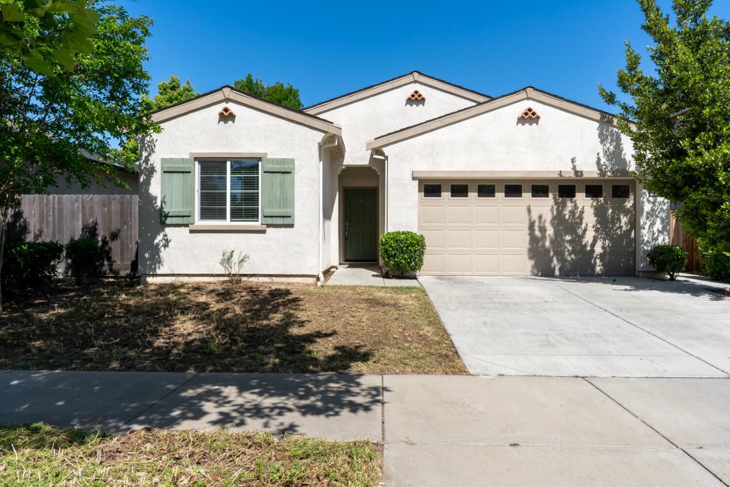 Property Photo:  443 Jacobs Drive  CA 95348 