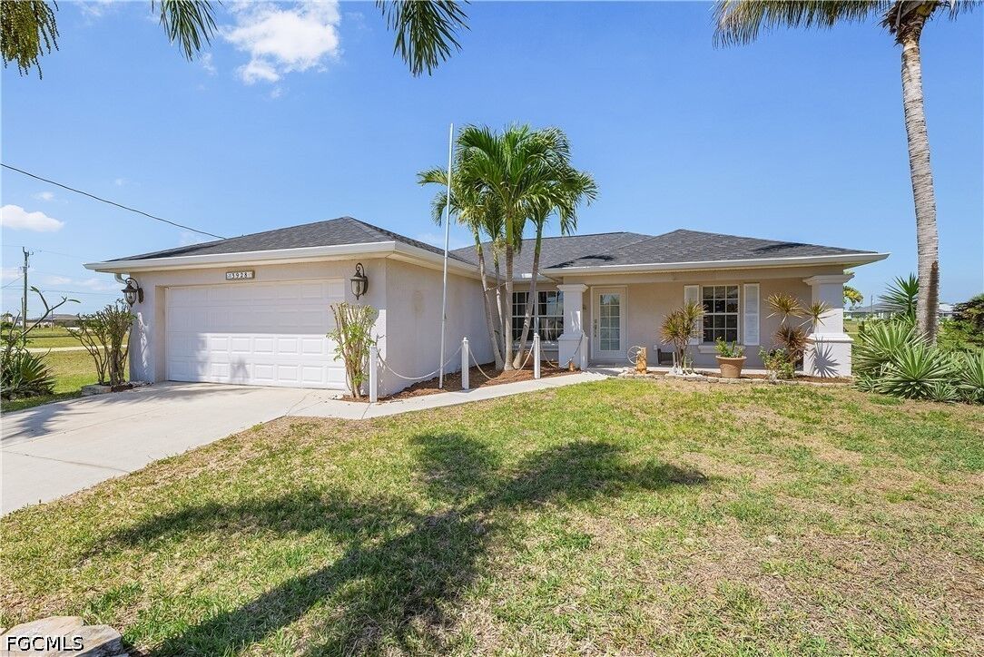 Property Photo: 3928 NW 41st Place FL 33993