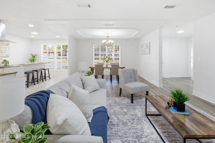 Property Photo:  48 Canterbury Court  FL 32065 