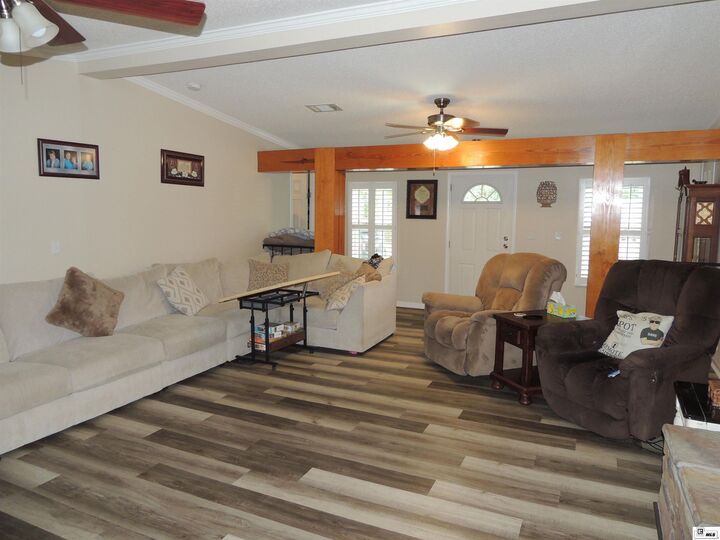 Property Photo:  217 Hart Road  LA 71291 