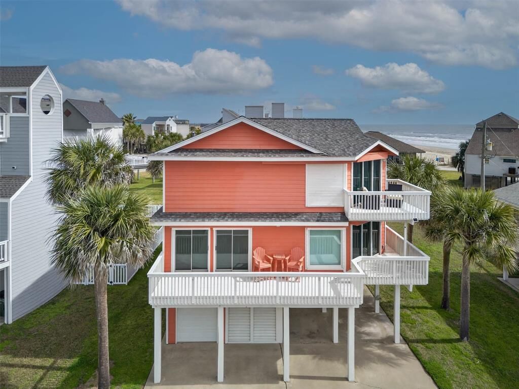 Property Photo:  4214 Ghost Crab Lane  TX 77554 