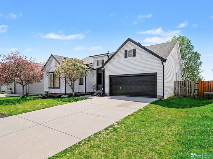 Property Photo:  9406 S 28 Avenue  NE 68147 