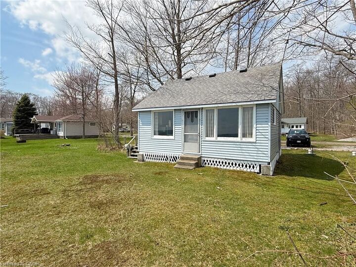 Property Photo: 518 Avalon Lane ON N3Y 4K2