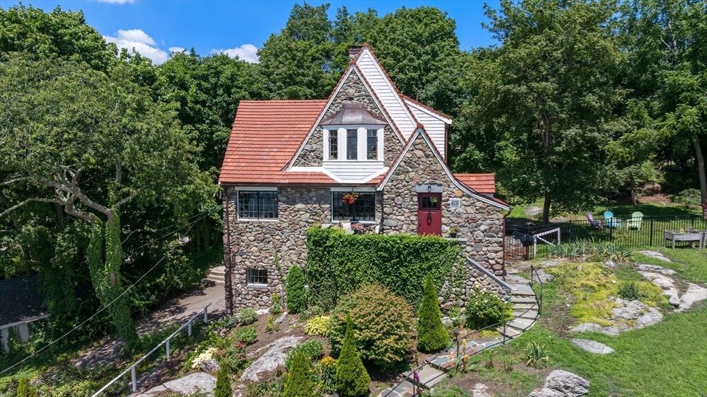 Property Photo:  63 Crabtree Rd  MA 02171 