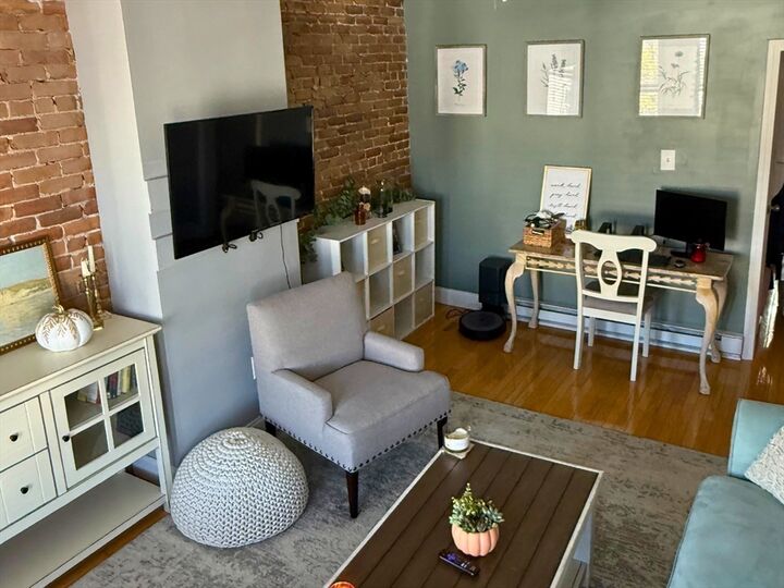 Property Photo:  265 Lexington Street 4  MA 02128 
