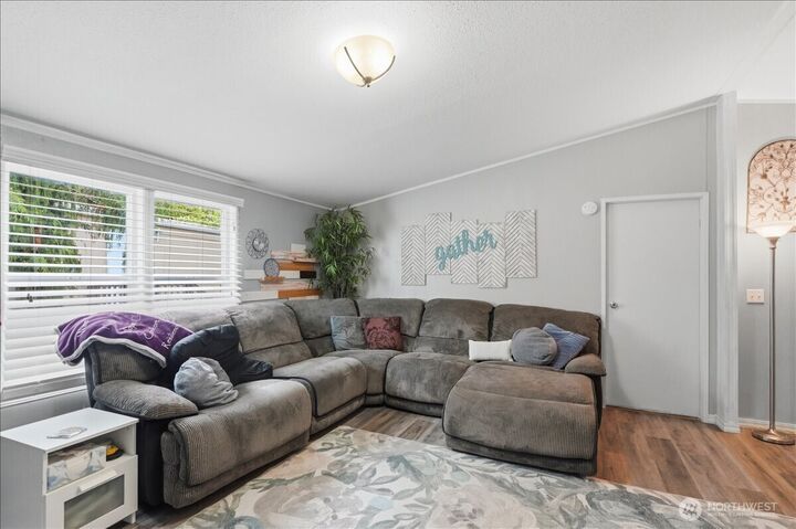 Property Photo:  11215 SE 226 Street  WA 98031 