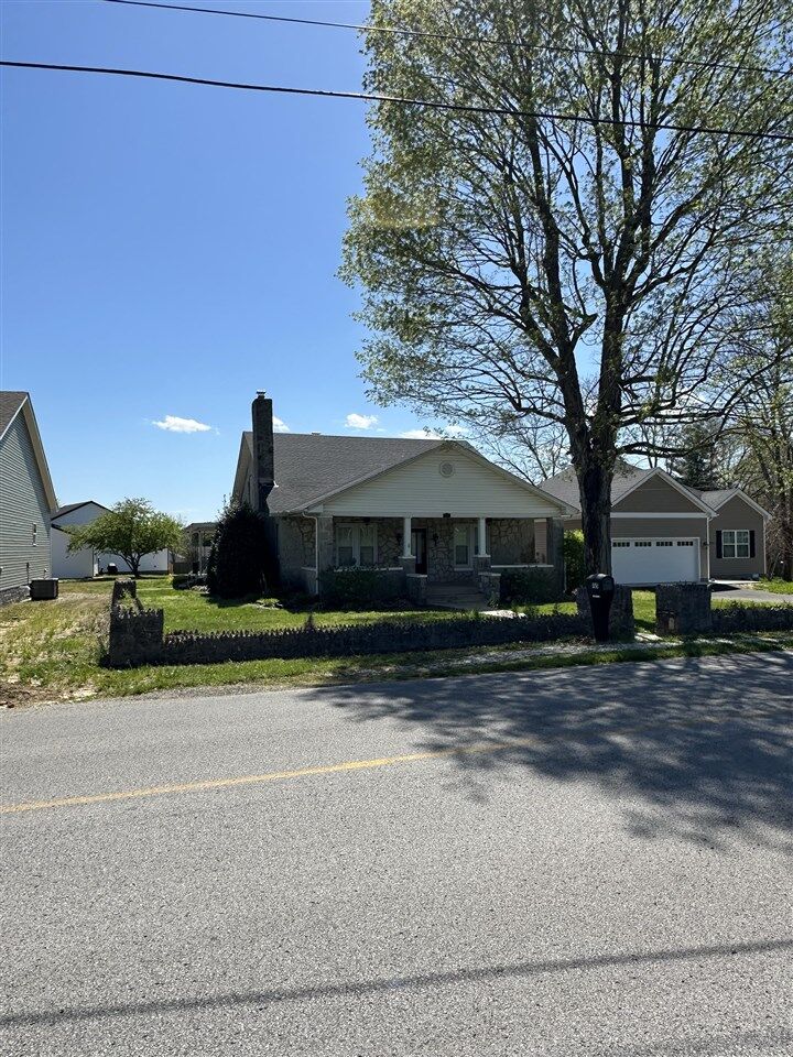 Property Photo: 765 Moorman Lane KY 42101