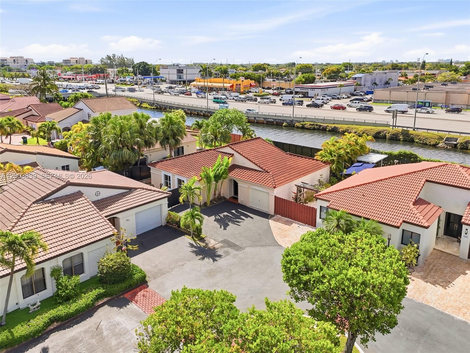 Property Photo:  631 SW 88th Ct  FL 33174 