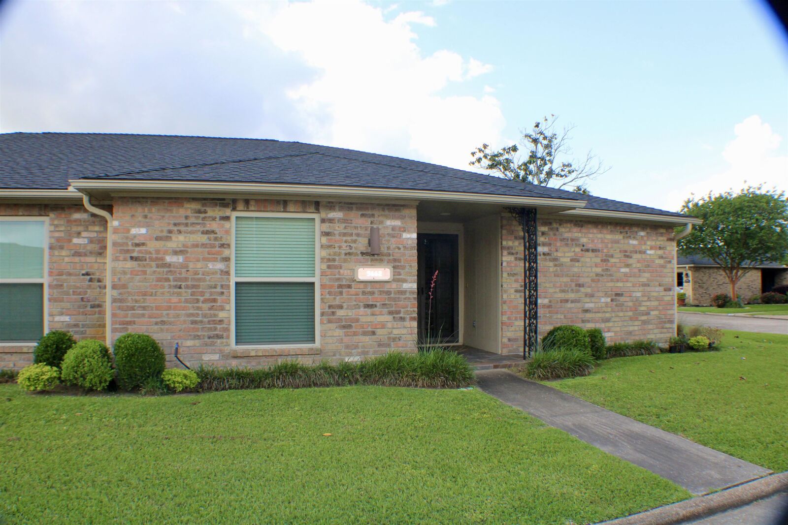 Property Photo: 5662 Longwood St. TX 77707