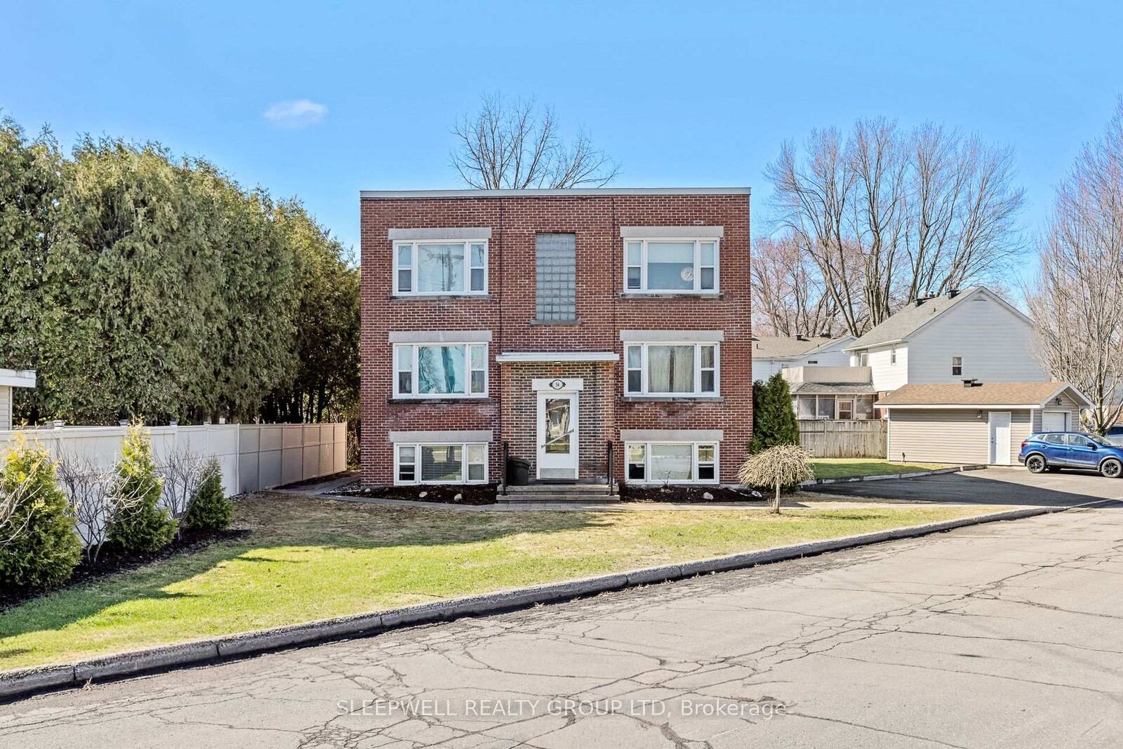 Property Photo: 54 Centennial Boulevard ON K1S 0M9