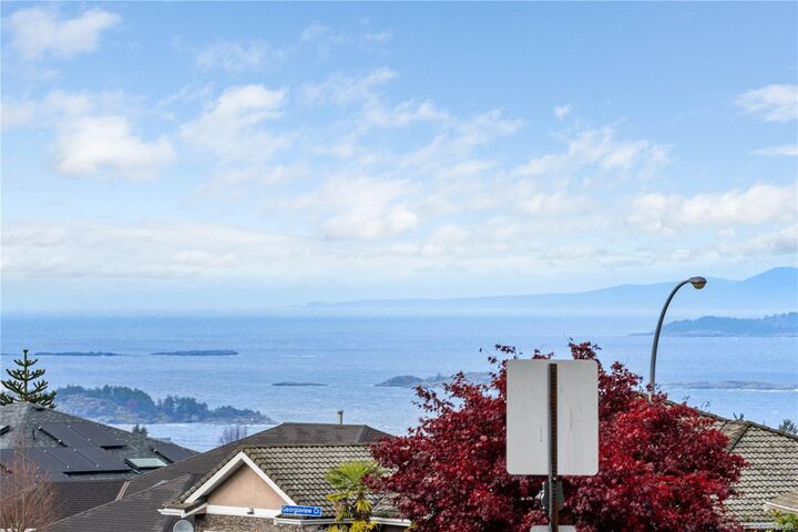 Property Photo:  5378 Rutherford Rd  BC V9T 5N9 