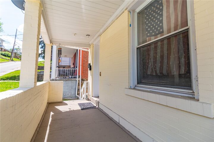 Property Photo:  1248 Dagmar Ave  PA 15216 