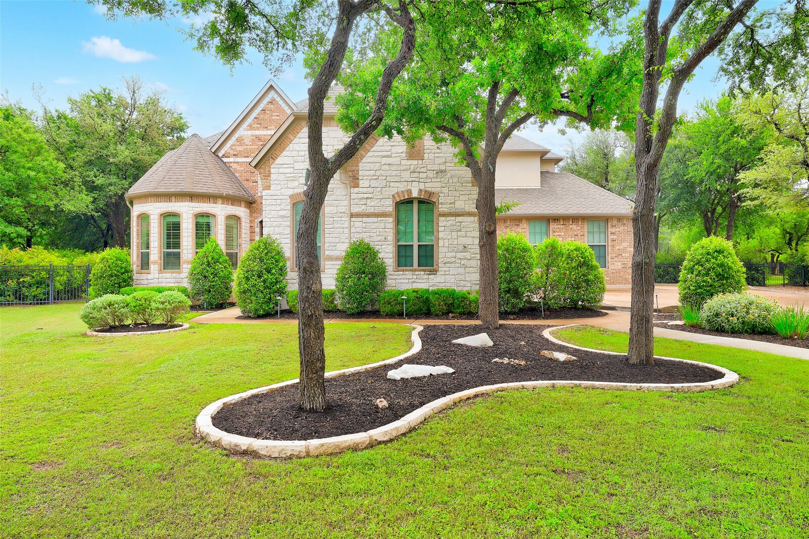 Property Photo:  213 Vista Lane  TX 78633 