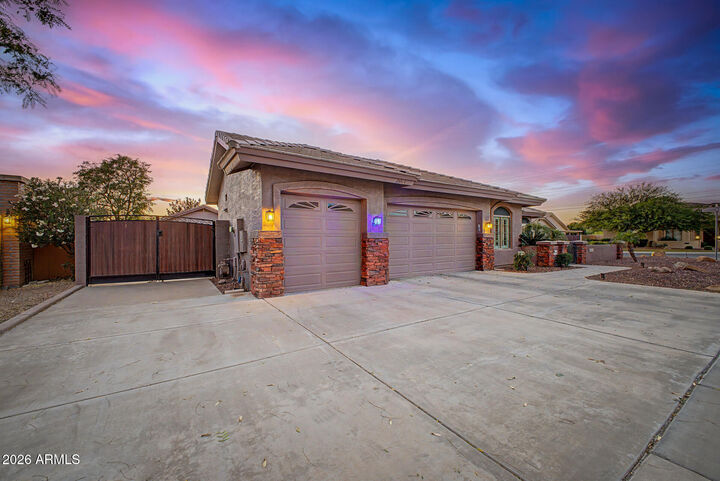 Property Photo:  24414 N 43rd Drive  AZ 85310 