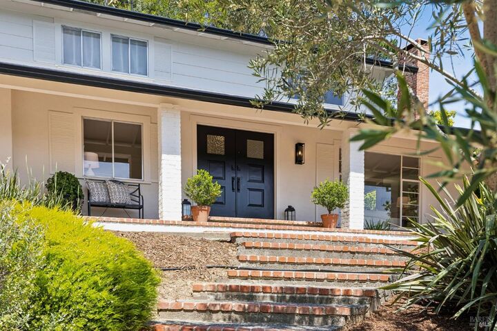 Property Photo:  6 Lindenwood Court  CA 94901 