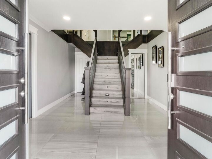 Property Photo:  7078 126A Street  BC V3W 6G3 