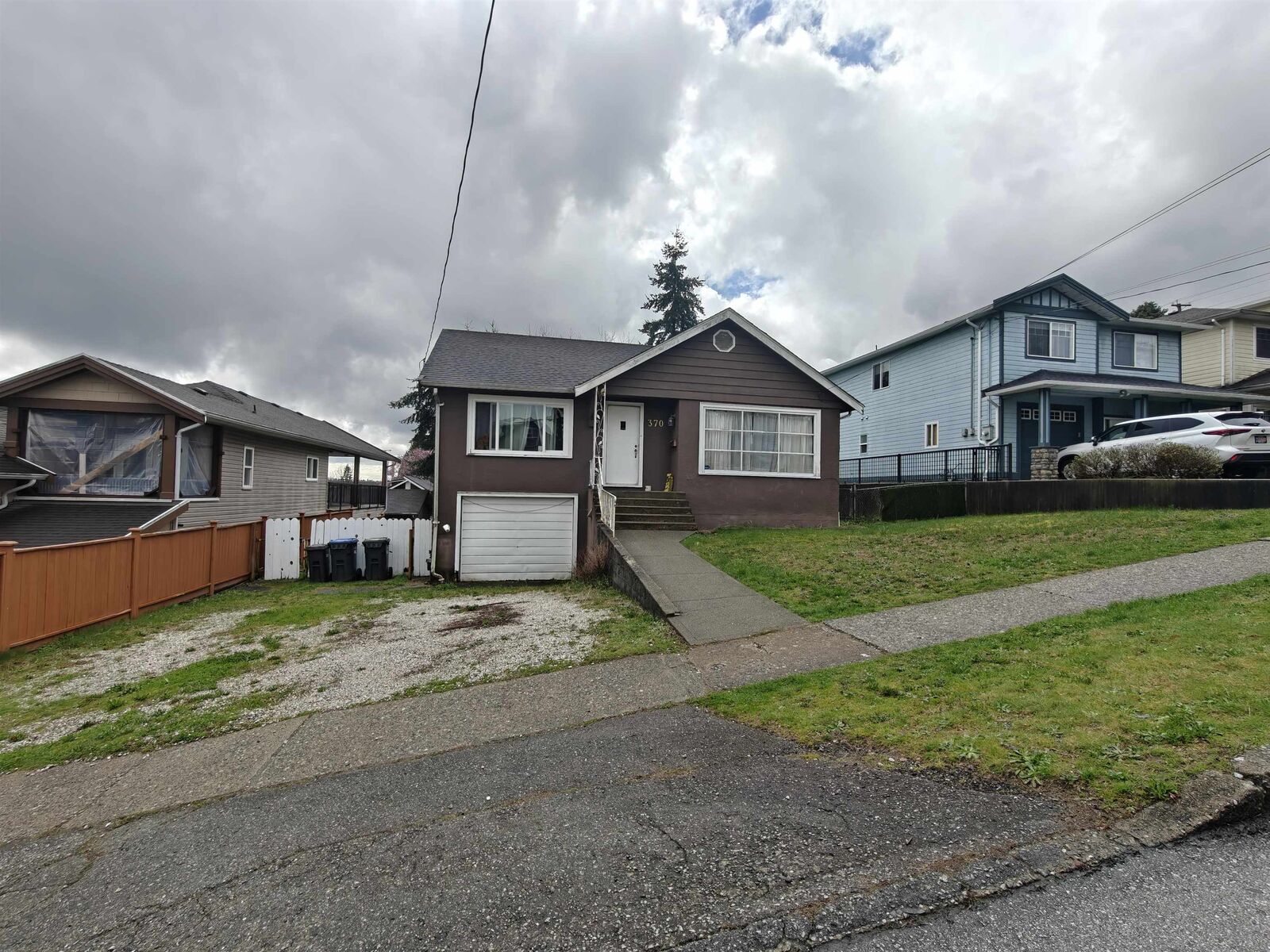 Property Photo: 370 Hospital Street BC V3L 3L4