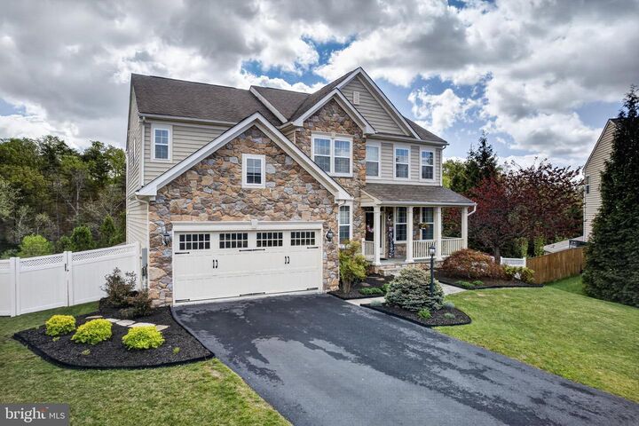 Property Photo:  419 Lynnehaven Drive  VA 22602 