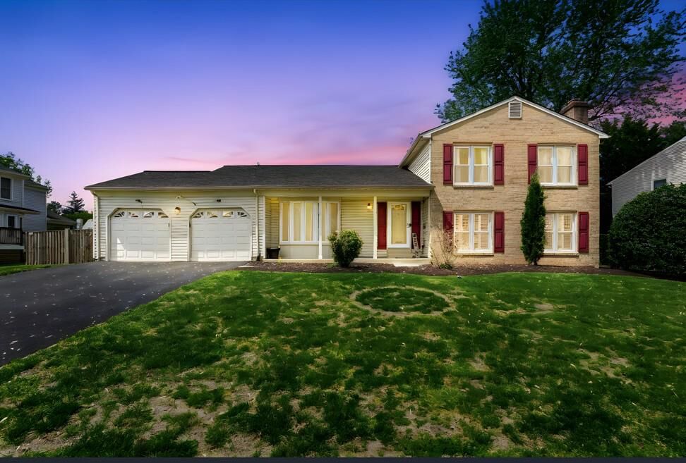 Property Photo:  1630 Sadlers Wells Drive  VA 20170 