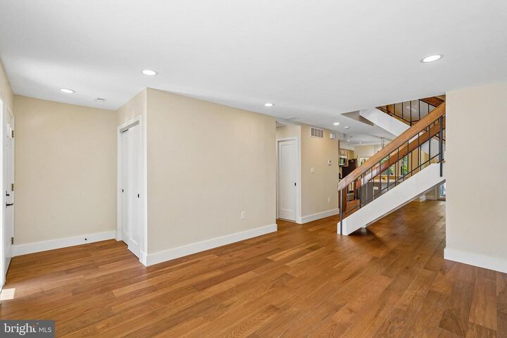 Property Photo:  1309 Northgate Square  VA 20190 