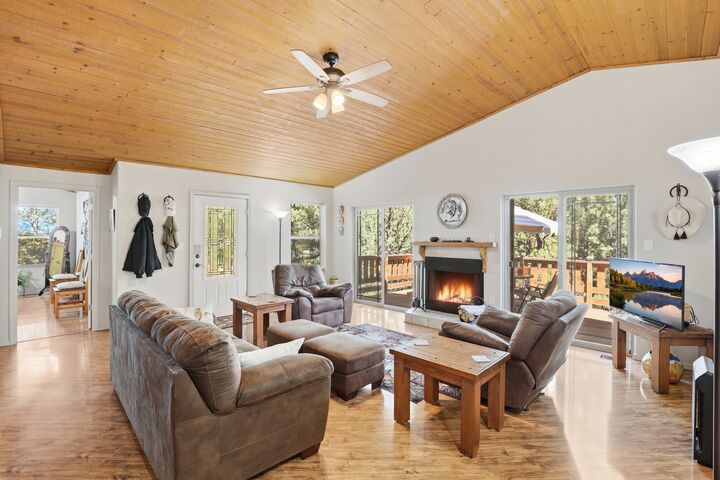 Property Photo:  3710 Hopi Lane  AZ 85544 