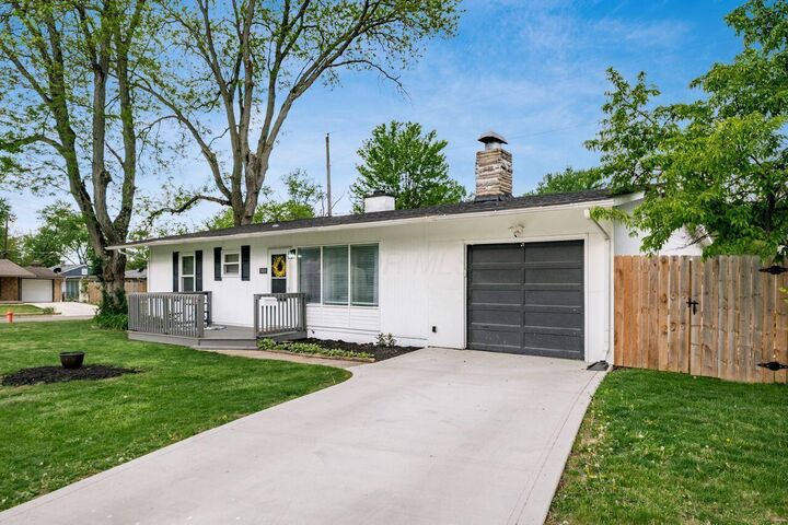 Property Photo:  3835 Fayette Drive  OH 43224 