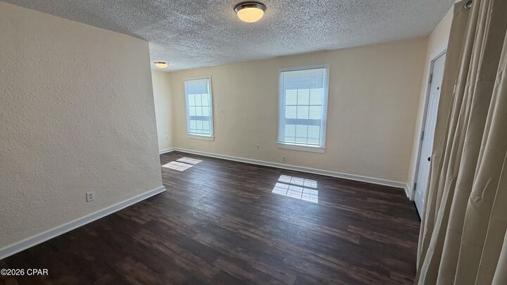 Property Photo:  300 N James Avenue  FL 32401 