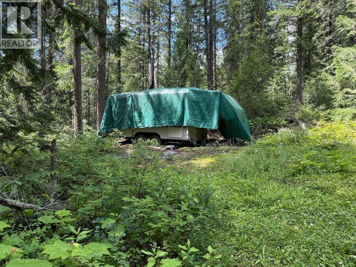 Property Photo:  4069 East Barriere Lake Road  BC V0E 1E0 