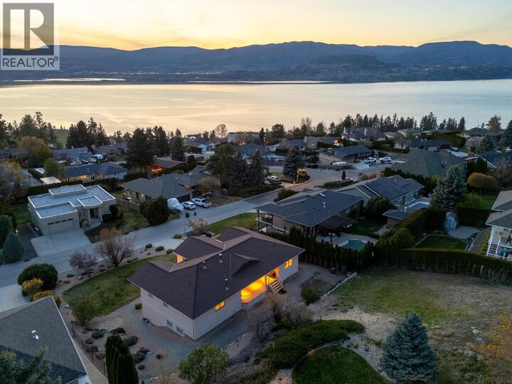 Property Photo: 307 Sandpiper Court BC V1W 4K7