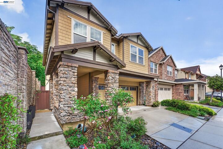 Property Photo:  6862 Baird St  CA 94568 