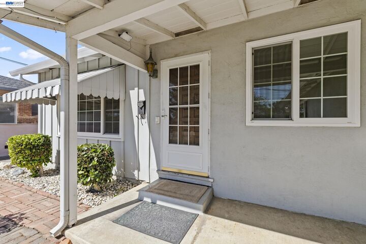 Property Photo:  40272 Davis St  CA 94538 