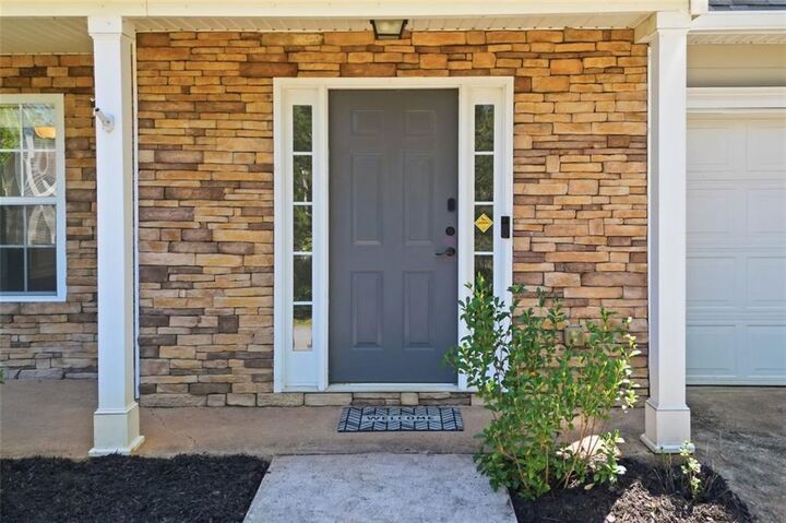 Property Photo: 95 Kerns Ridge Court GA 30534