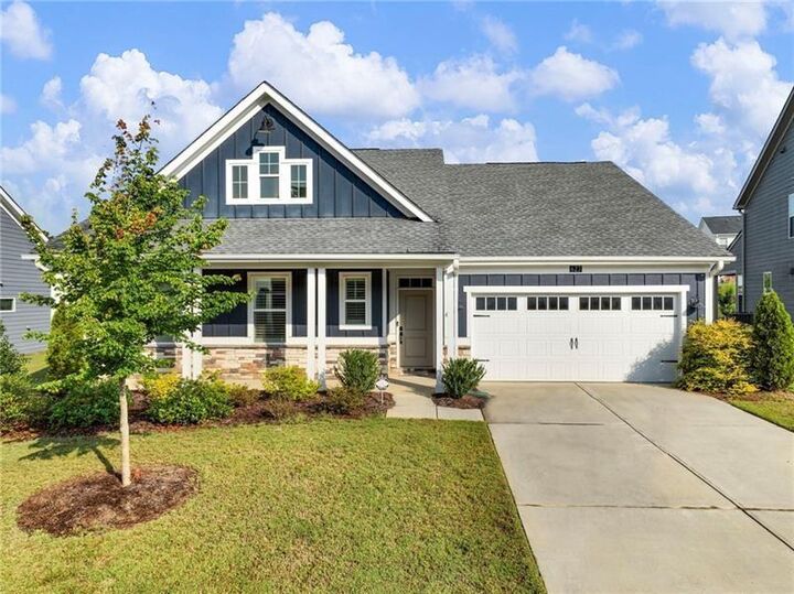 Property Photo:  627 Michigan Circle  GA 30548 