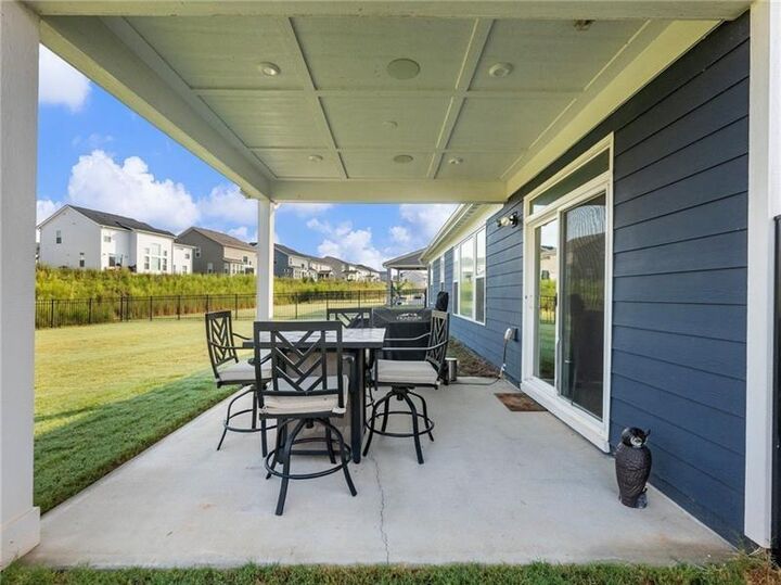 Property Photo: 627 Michigan Circle GA 30548