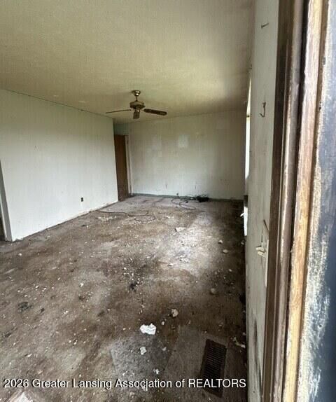 Property Photo:  3080 W Needmore Highway  MI 48813 