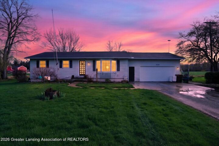 Property Photo:  4734 E Grand River Avenue  MI 48875 