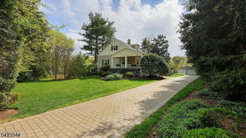 Property Photo:  1018 Leland Ave  NJ 07076 