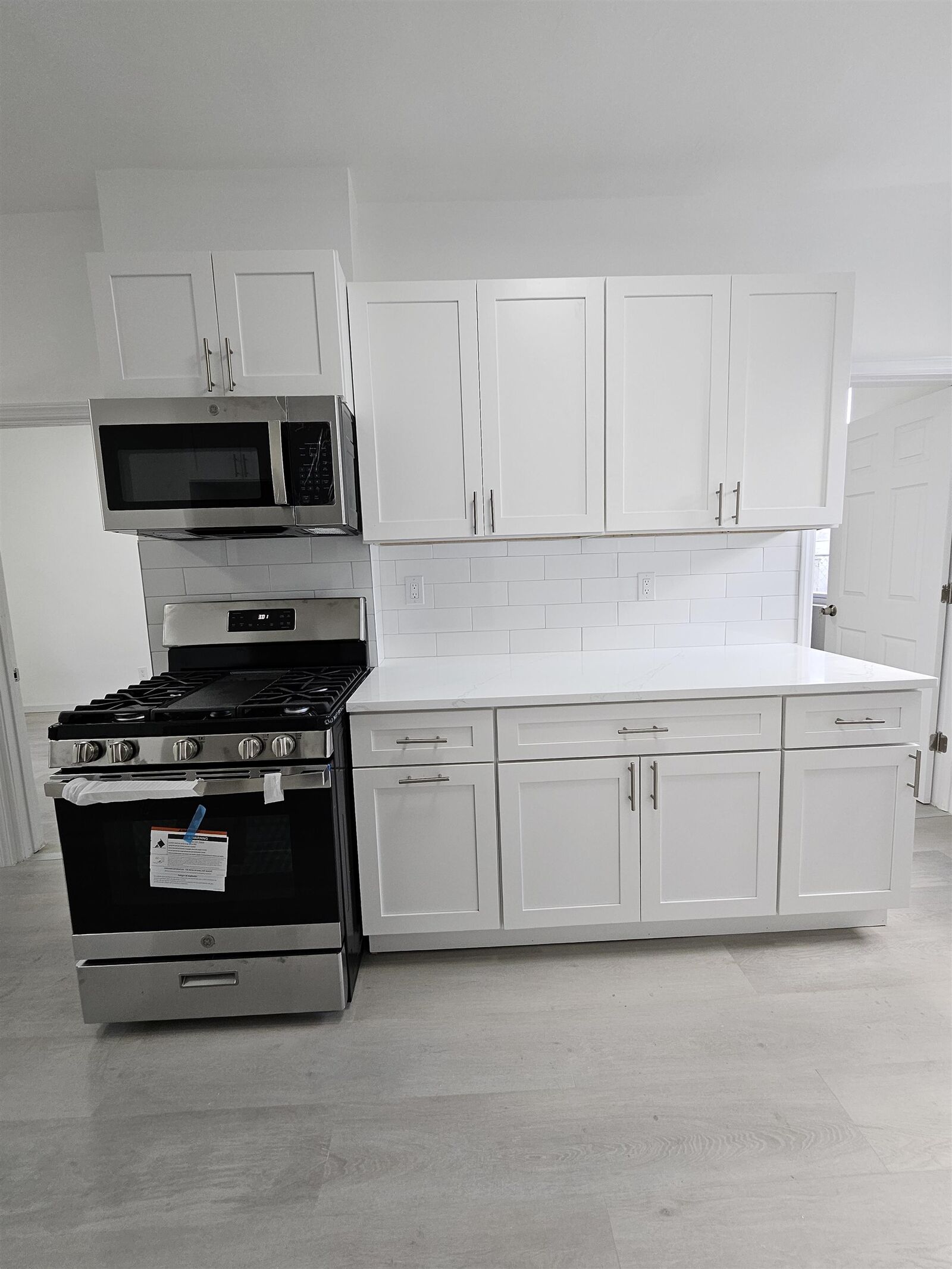 Property Photo:  190 Central Ave  NJ 07601 