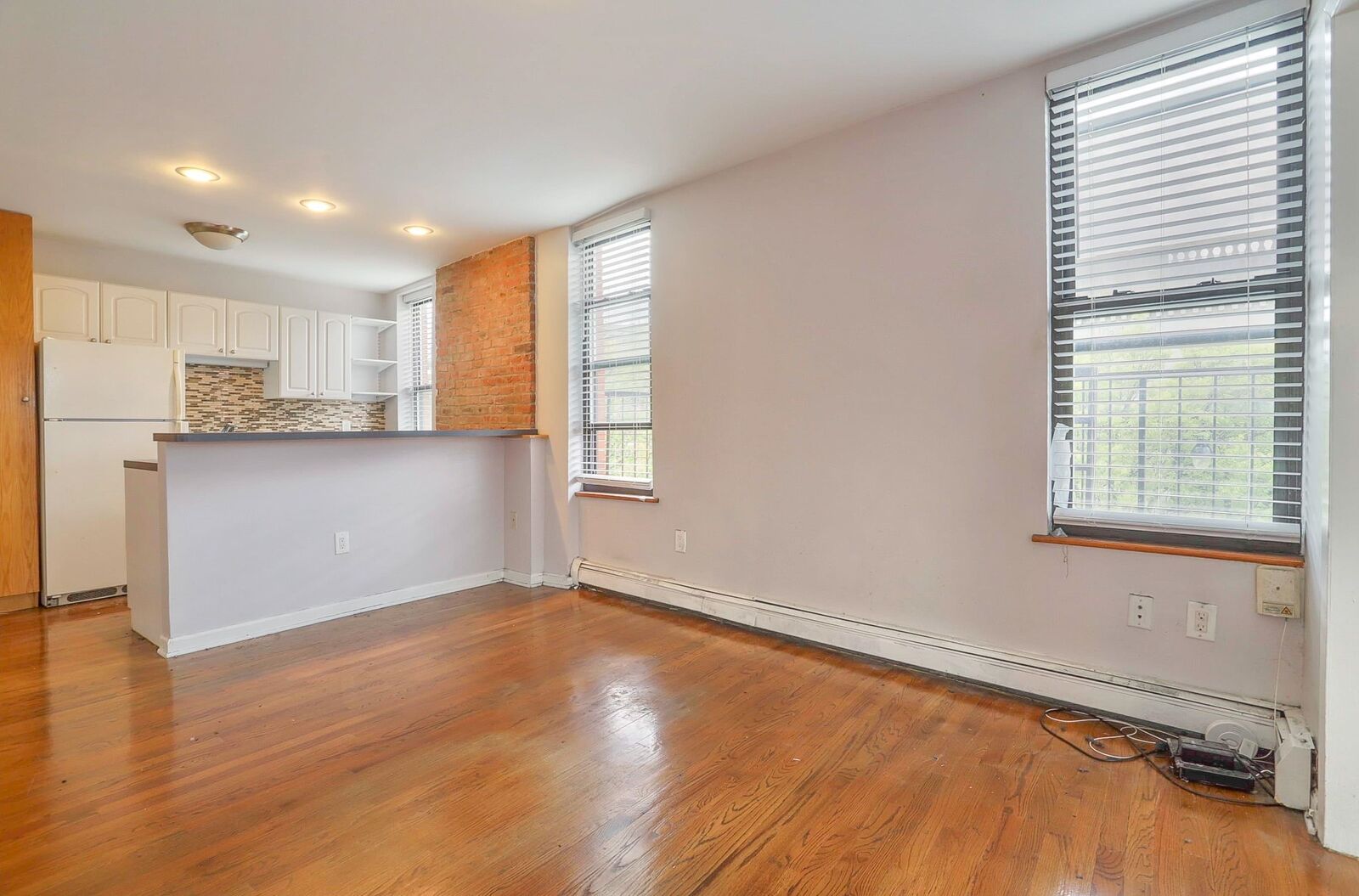Property Photo:  197 Newark Ave 2  NJ 07302 