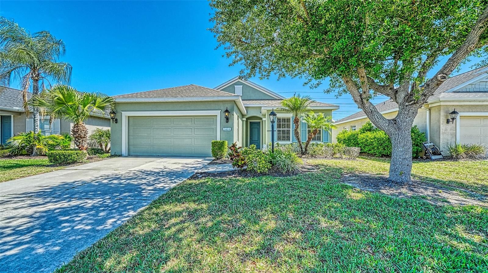 Property Photo:  1424 Blue Horizon Circle  FL 34208 