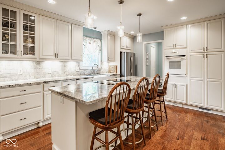 Property Photo:  10155 Briar Creek Lane  IN 46033 