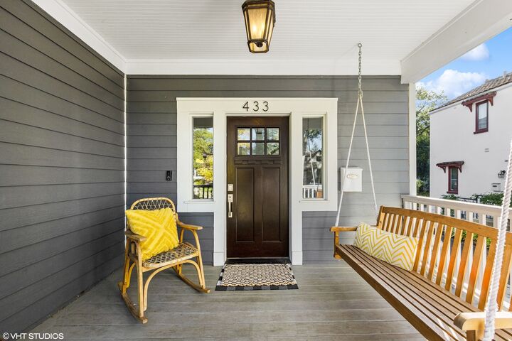 Property Photo:  433 S Kensington Avenue  IL 60525 